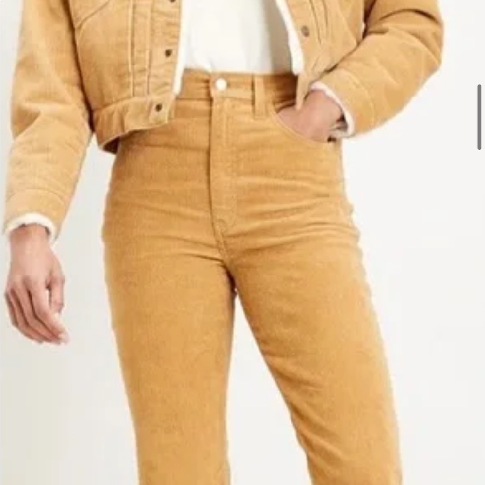 Levi Ribcage Corduroy Tan Wideleg - 25